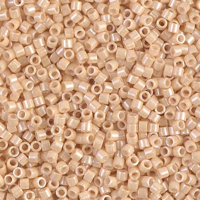 DBM0204 - Бисер Miyuki Delica 10-0 цвет DBM0204