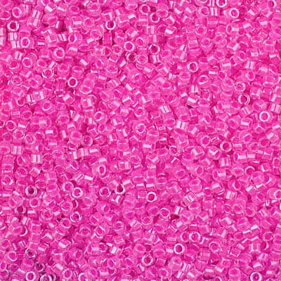DB2037 - Бисер Miyuki Delica 11-0 цвет DB2037