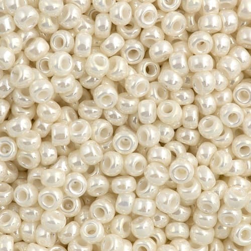 0592 - Antique Ivory Pearl Ceylon